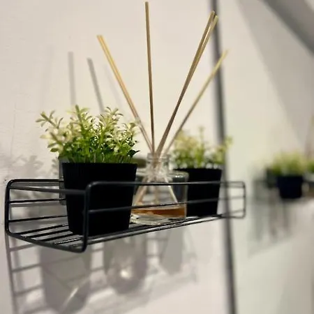 Whispering Ocean Retreat *