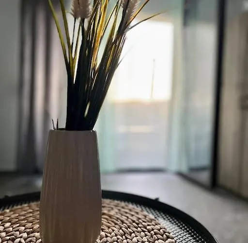 Whispering Ocean Retreat *